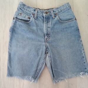 Vintage Levi's 535 Light Blue Denim Shorts 28